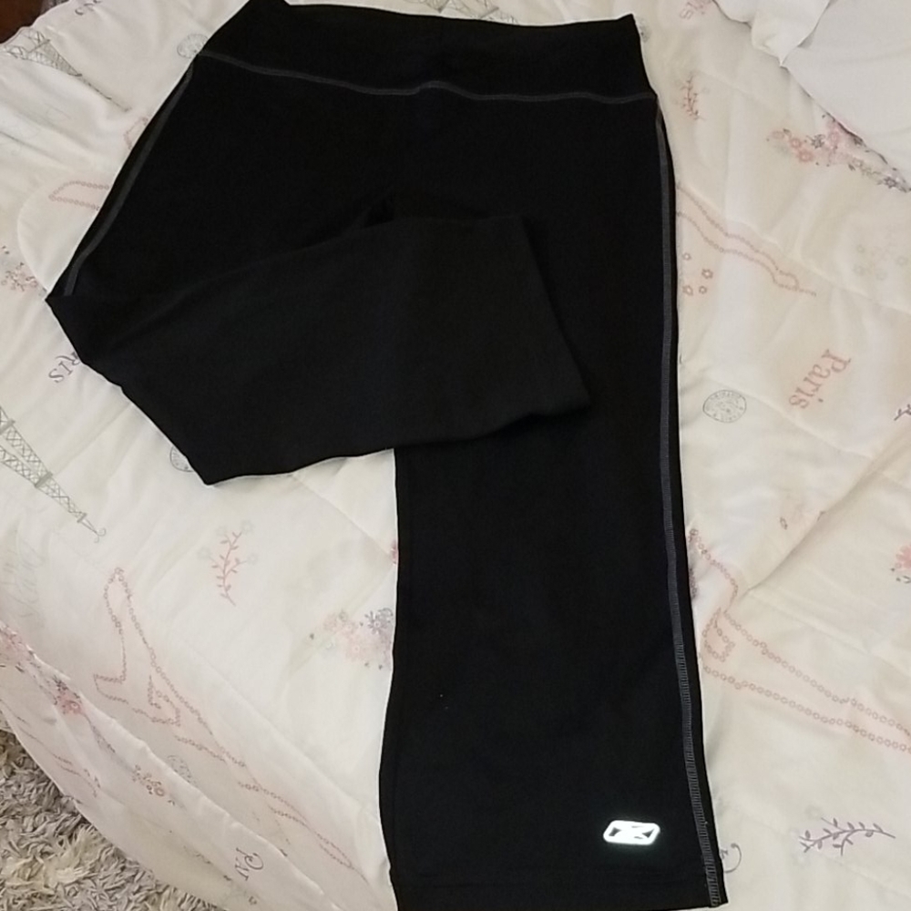 Reebok work out capri pants